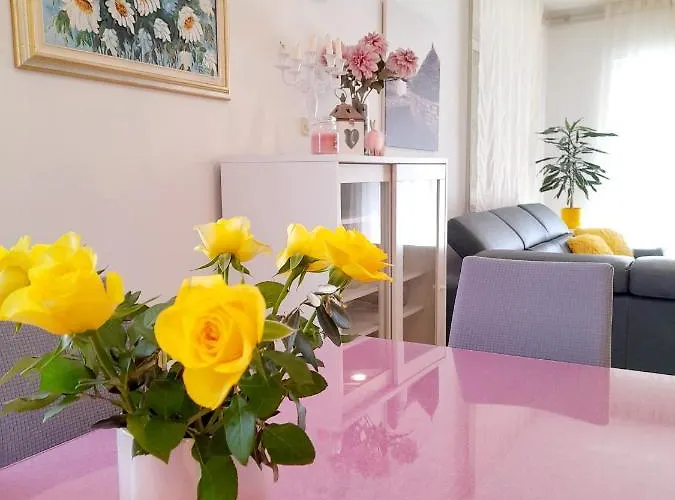 Apartment Ema